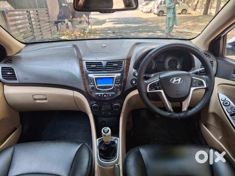Hyundai Verna Fluidic 1.6 Vtvt Sx Opt, 2014, Petrol