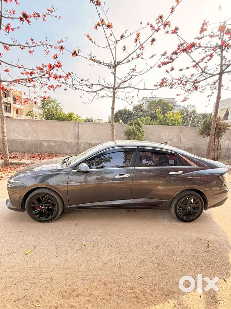 Hyundai New Verna 2023 Petrol Well Maintained