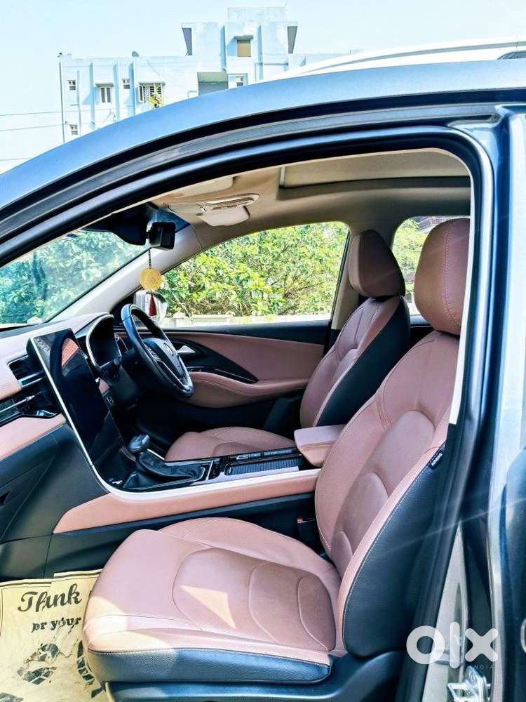 Mg Hector Plus Savvy Pro 1.5 Turbo Petrol Cvt 6 Str Dual Tone, 2023,..