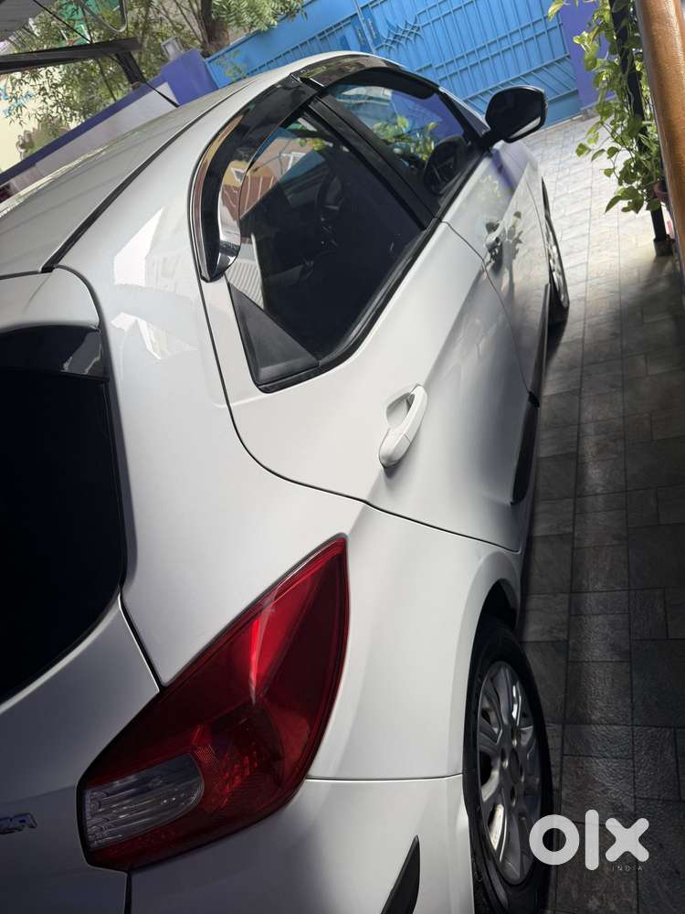 Tata Tiago Xza Plus, 2018, Petrol
