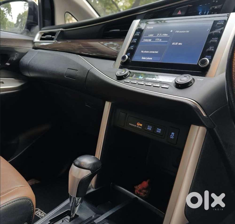 Toyota Innova Crysta [2020-ongoing] 2.7 Zx At 7 Str, 2022, Petrol