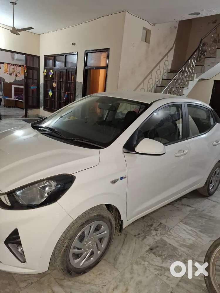 Diesel Car Aura First Owner