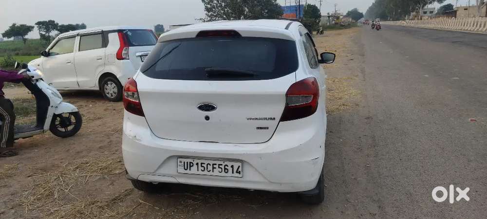 Ford Aspire Titanium Blu 2017
