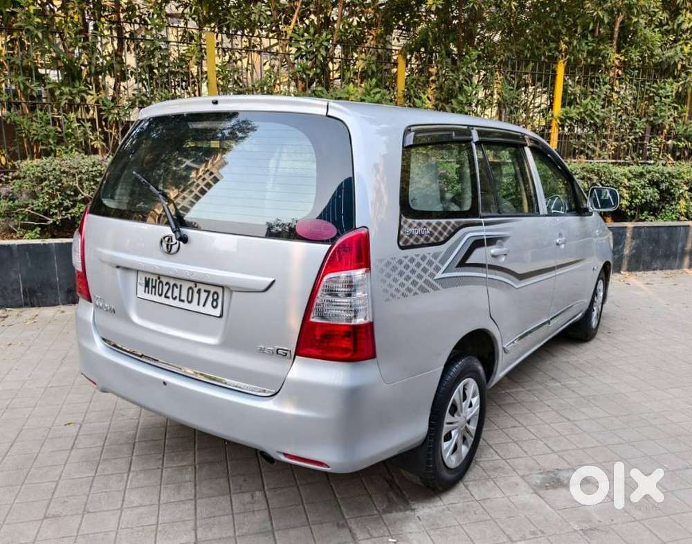 Toyota Innova 2.5 Vx 8 Seater Bs Iv, 2012, Diesel