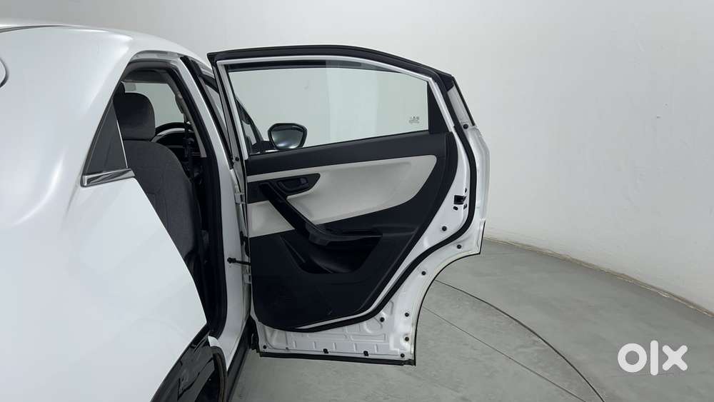 Tata Curvv Creative S 1.5 Kryojet Diesel 6mt, 2024, Diesel
