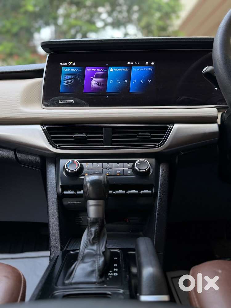 Mahindra Xuv700 2.2 Ax 7 Diesel At Str, 2023, Diesel