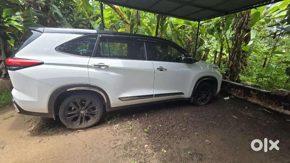 Toyota Innova Hycross Hybrid Exclusive Edition For Sale