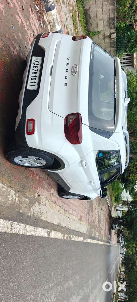 Hyundai Venue 1.2 S Plus, 2021, Petrol