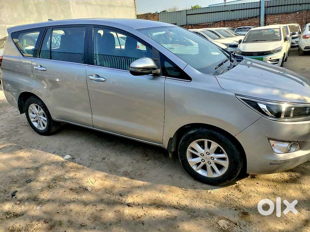 Toyota Innova Crysta 2.7 V, 2020, Petrol