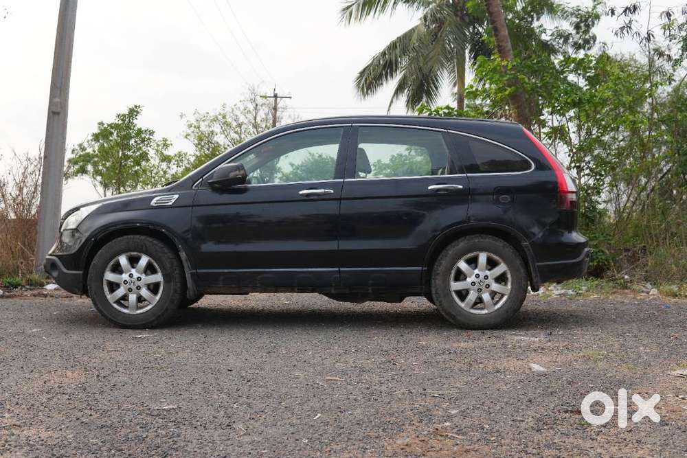 Well Maintained Honda Crv-2.4 4wd With Petrol And Cng Option