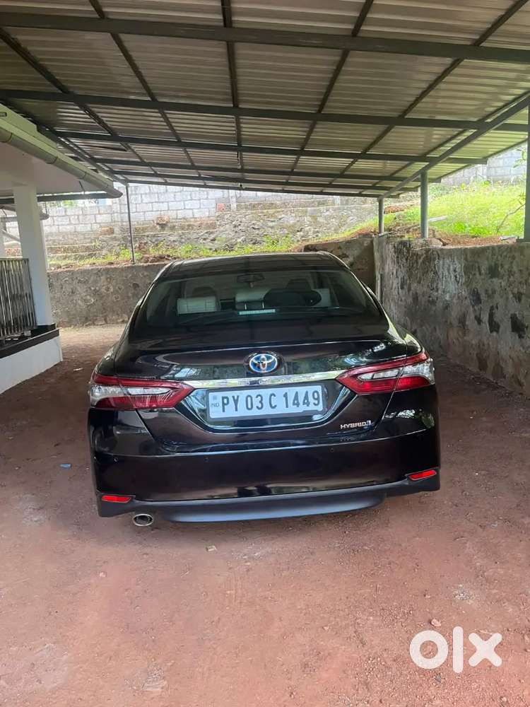 Toyota Camry Hybrid 2024