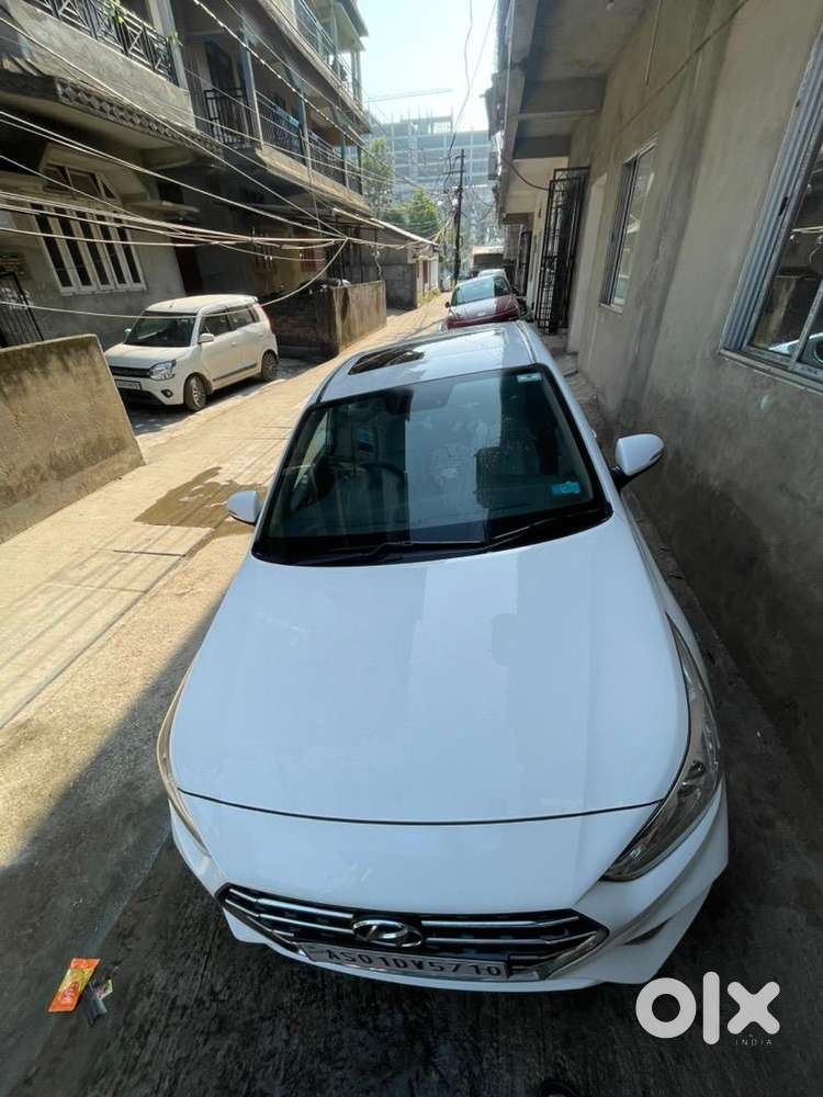 Hyundai Verna 2018 Petrol 20000 Km Driven Well Maintained.