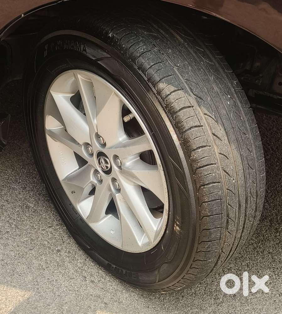 Toyota Innova Crysta 2.8 Gx At 7 Str, 2016, Diesel