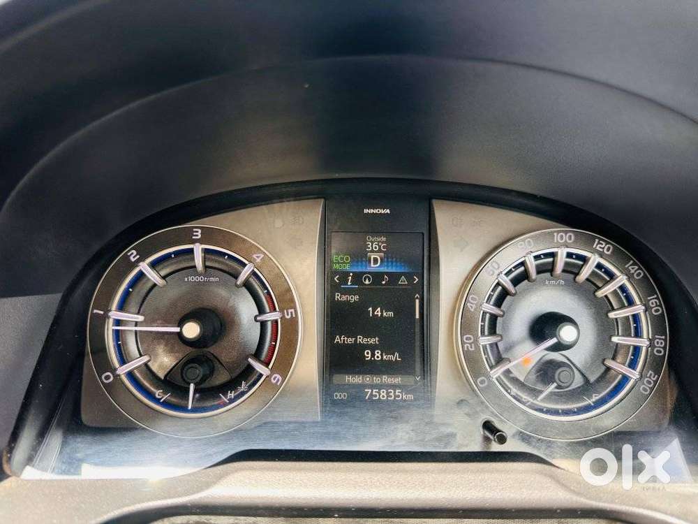 Toyota Innova Crysta 2.8z Automatic, 2017, Diesel