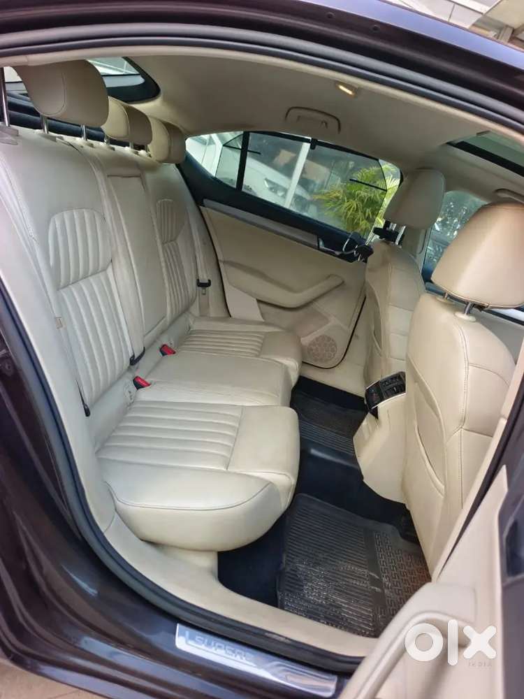 Skoda Superb Style 2019 Petrol Automatic