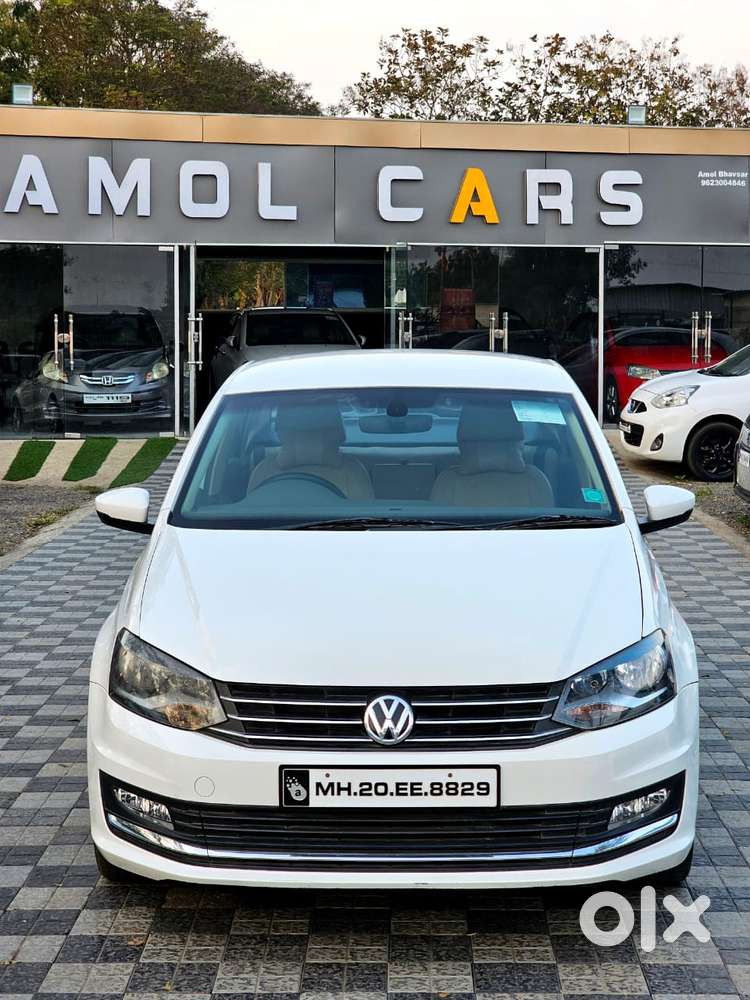 Volkswagen Vento Celeste 1.6 Highline, 2017, Petrol