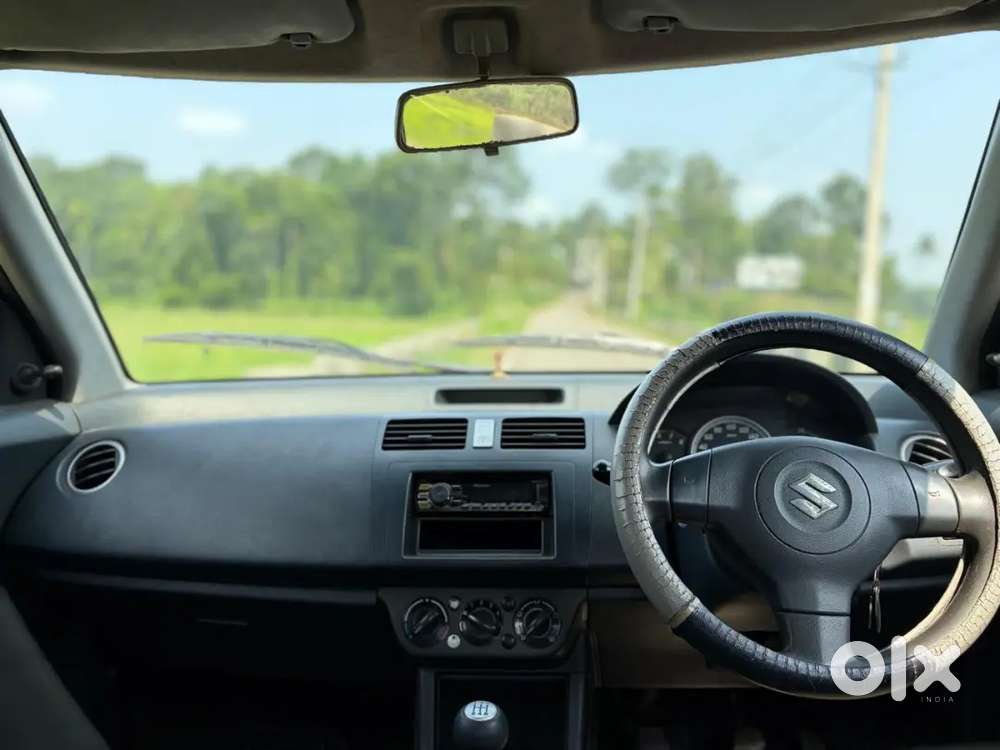 Maruti Suzuki Swift 2006 Petrol 67000 Km Driven