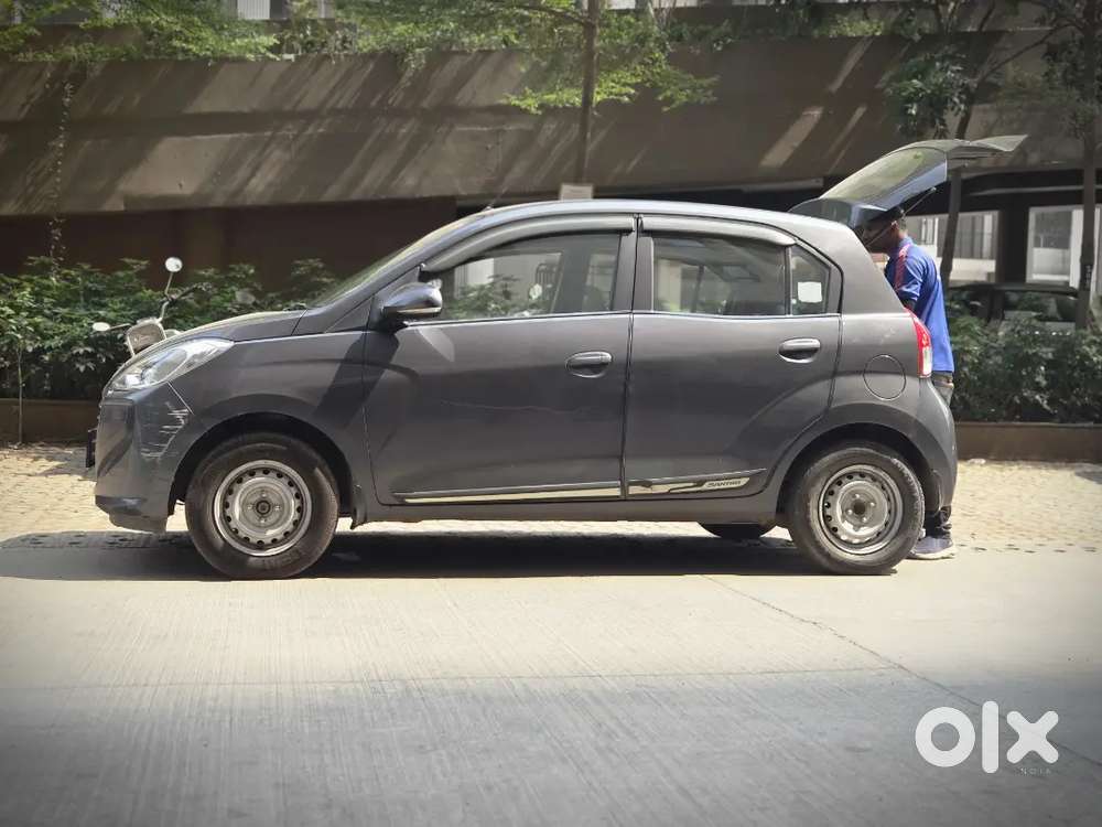 Hyundai Santro Cng 2022- 2tyre And Battery Absolutely New