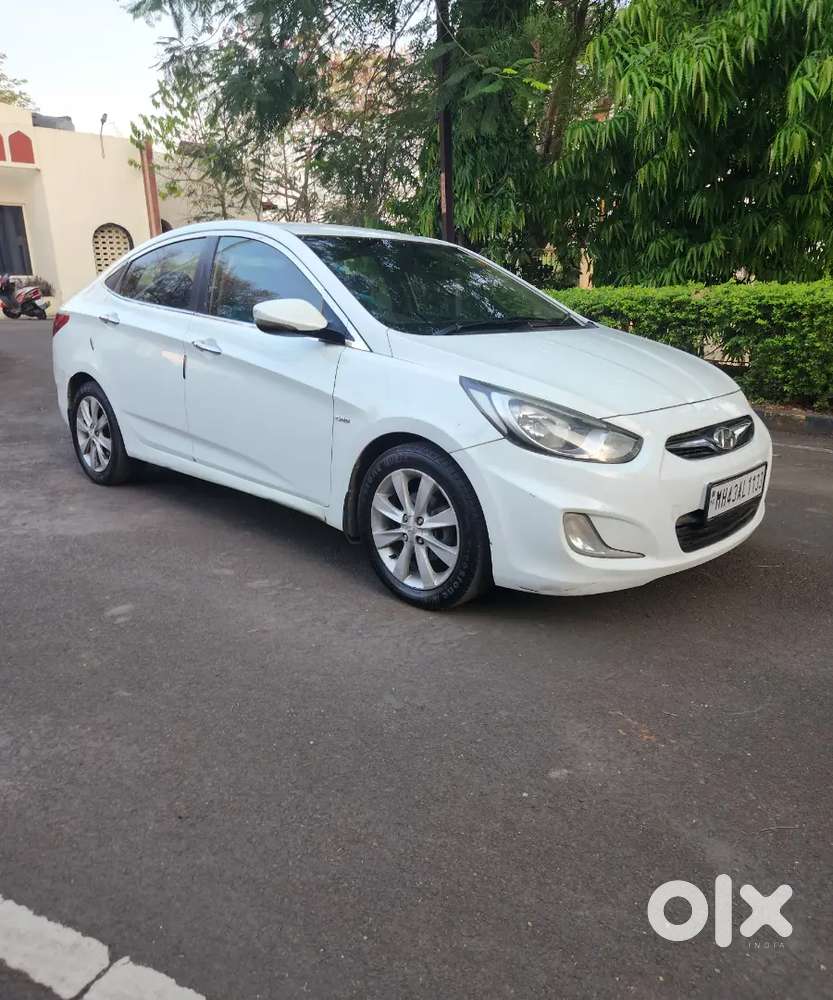Hyundai Verna 2012