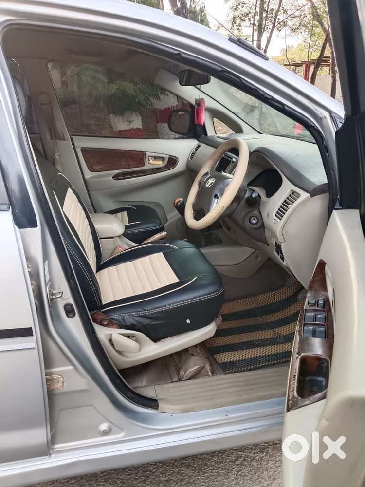 Toyota Innova 2.5 V 7 Str, 2012, Diesel