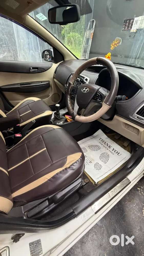Hyundai I20 Asta Petrol 2012