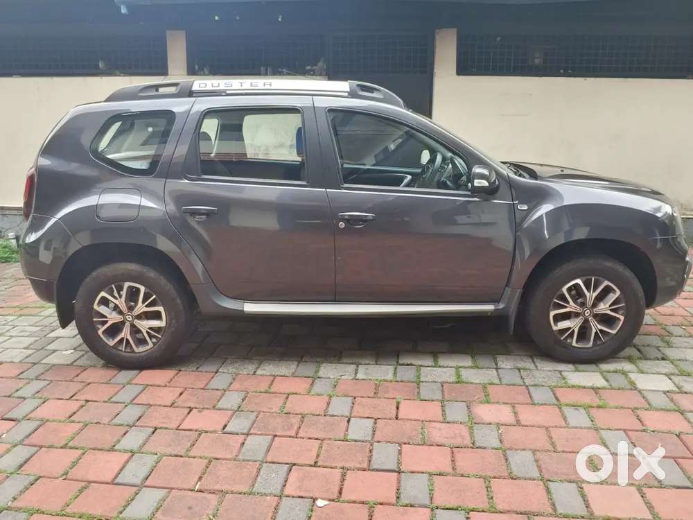 Renault Duster Rxz Petrol 1.5 Single Ownership Vehicle