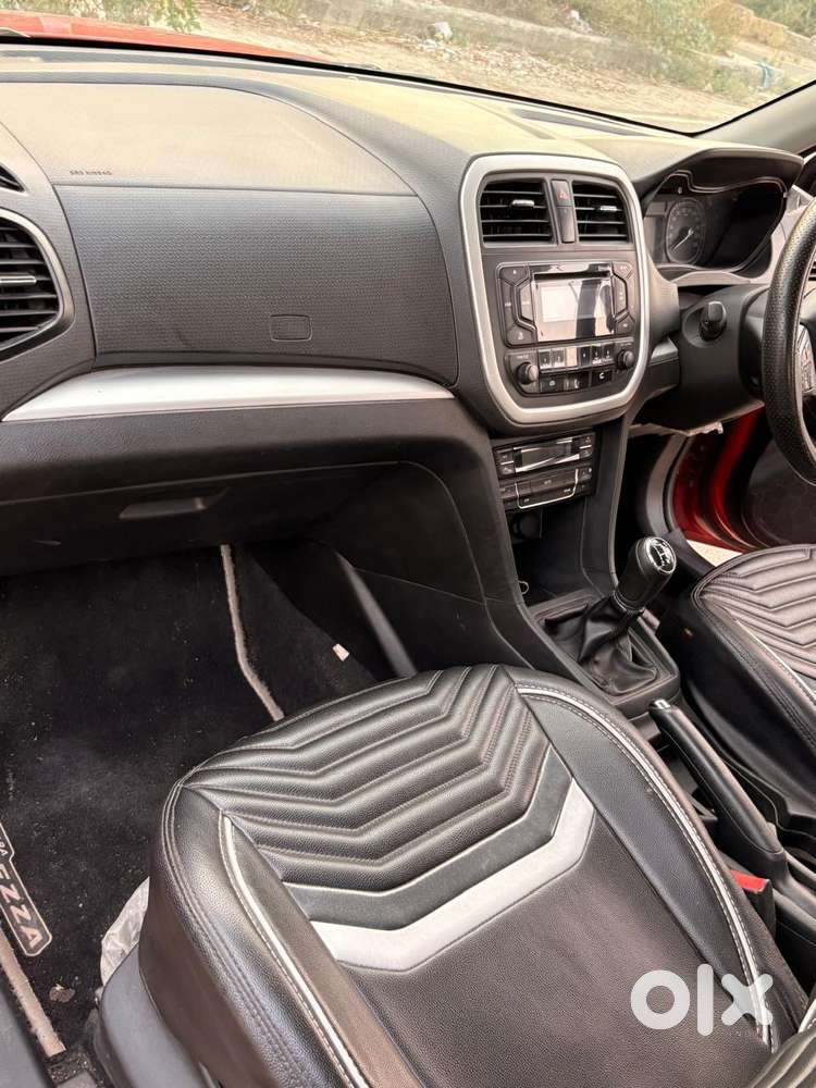 Maruti Suzuki Brezza 1.5 Vxi Smart Hybrid, 2022, Petrol