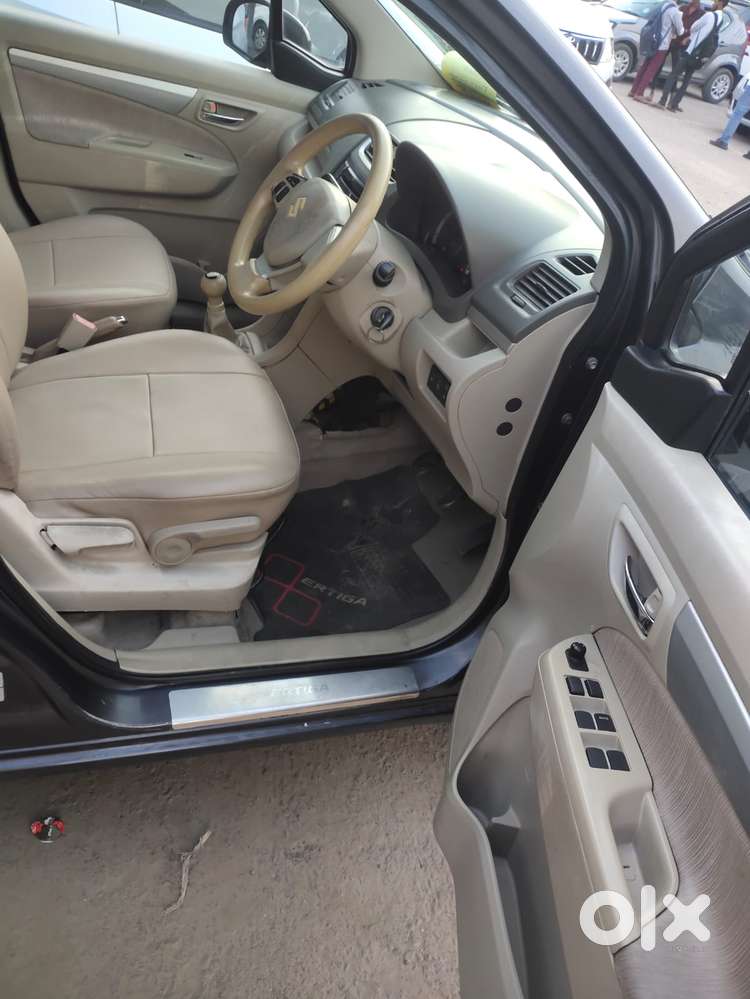 Maruti Suzuki Ertiga Zxi, 2013