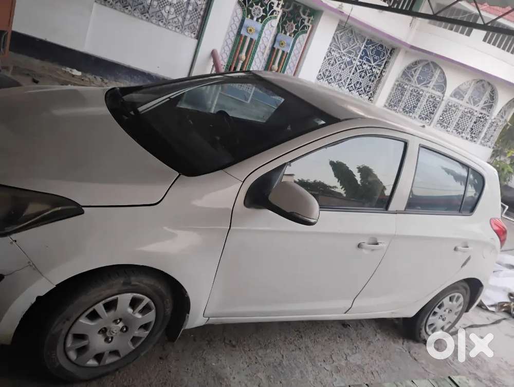 Hyundai I20 2014 Petrol 72600 Km Driven