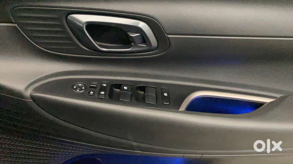 Hyundai New I20 1.2 Asta (o) Ivt, 2023, Petrol
