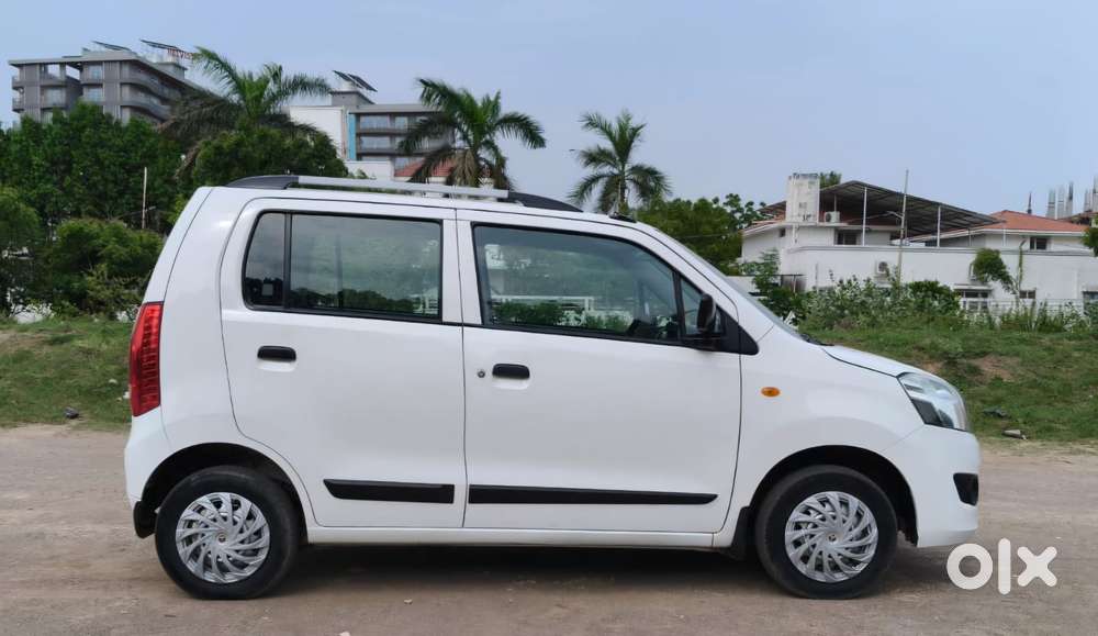 Maruti Suzuki Wagon R Lxi 1.0, 2015, Petrol