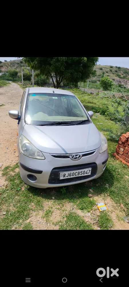 .i 10 Car Hai Best Hi Chalne Me