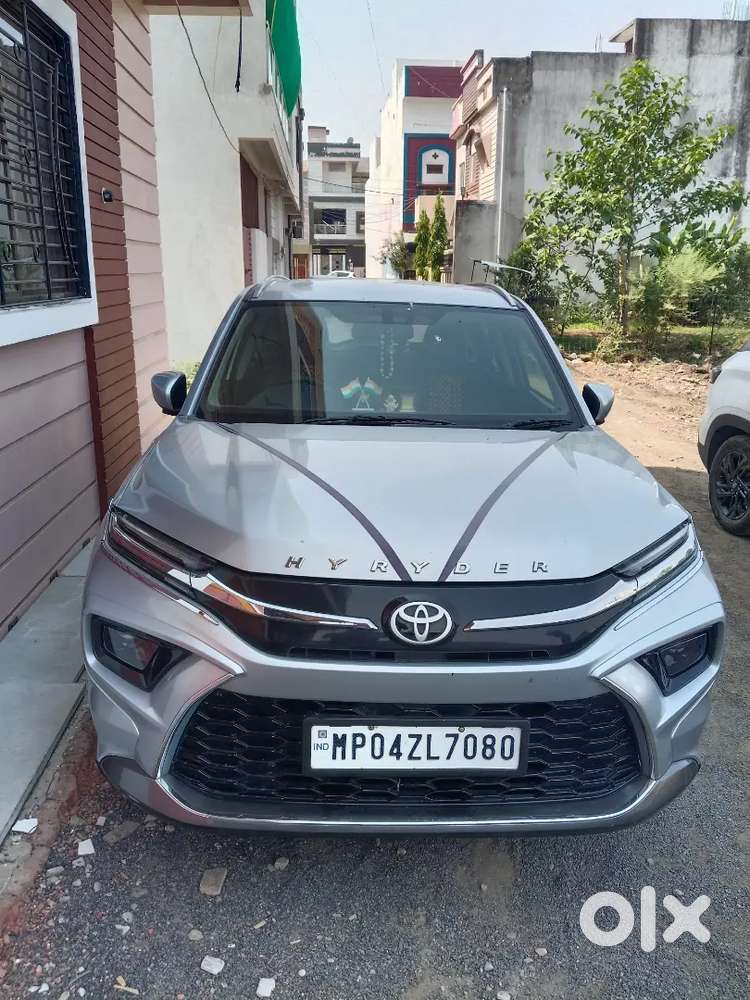 Toyota Urban Cruiser Hyryder 2023 Petrol 40000 Km Driven