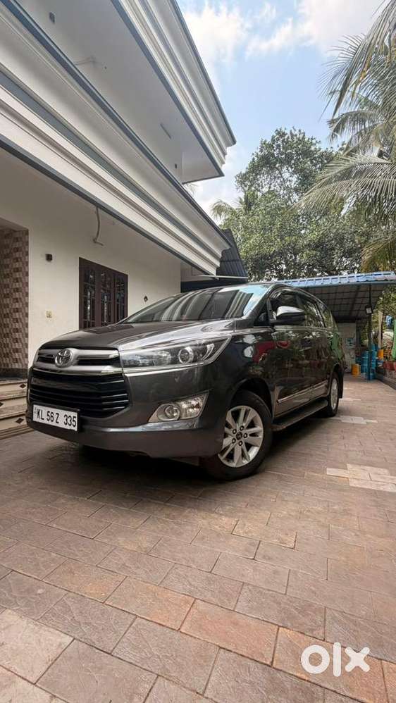 Toyota Innova Crysta 2018 Diesel Well Maintained