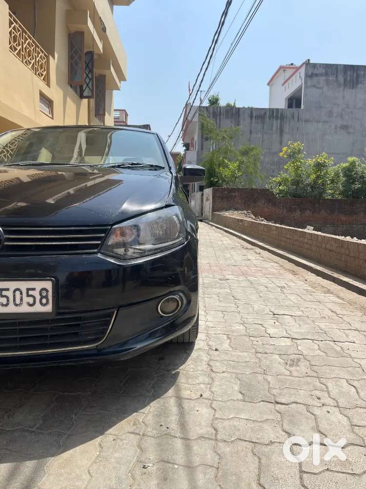 Volkswagen Vento 1.6 Tdi Highline 2012 Diesel Well Maintained