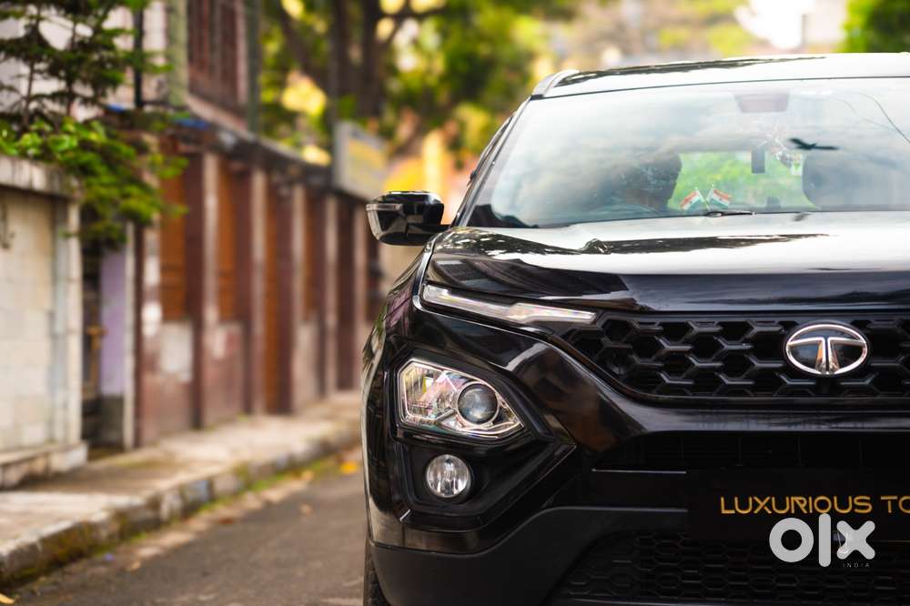 Tata Safari 2.0 Xz Plus Dark Edition, 2023, Diesel