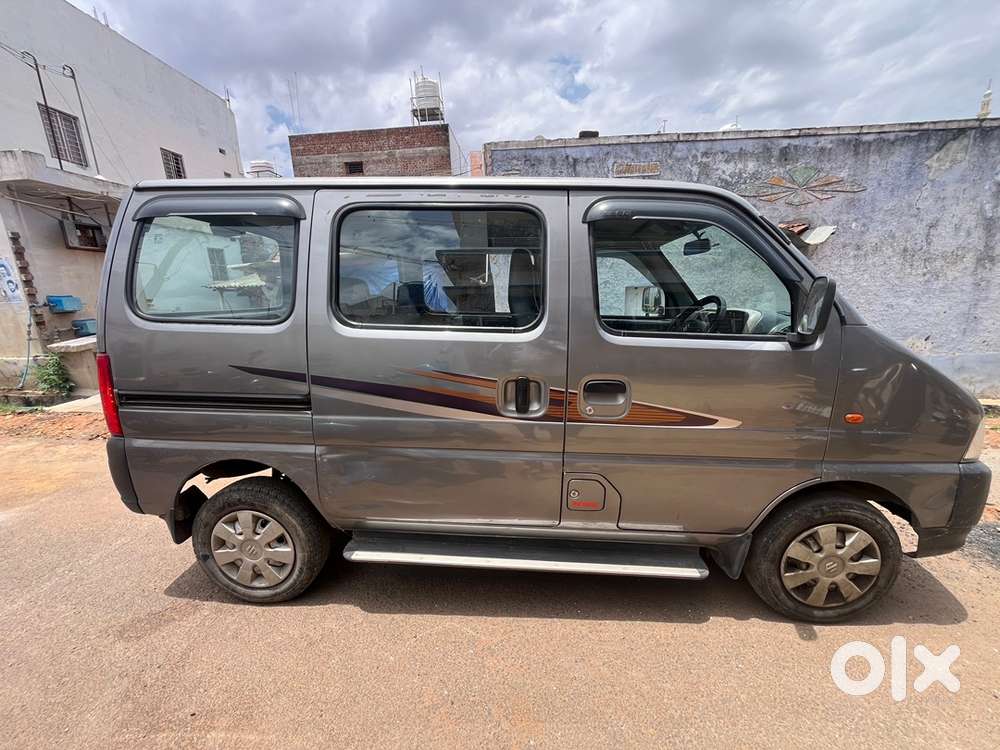 Maruti Suzuki Eeco 2023 Petrol Well Maintained