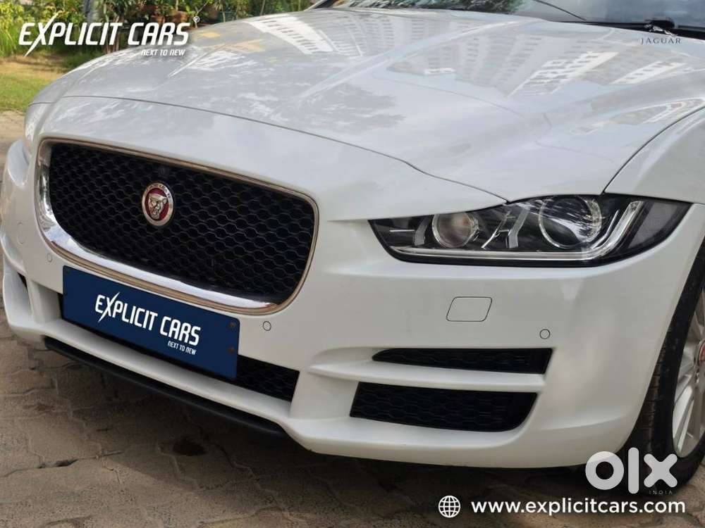 Jaguar Xe Portfolio, 2017, Petrol