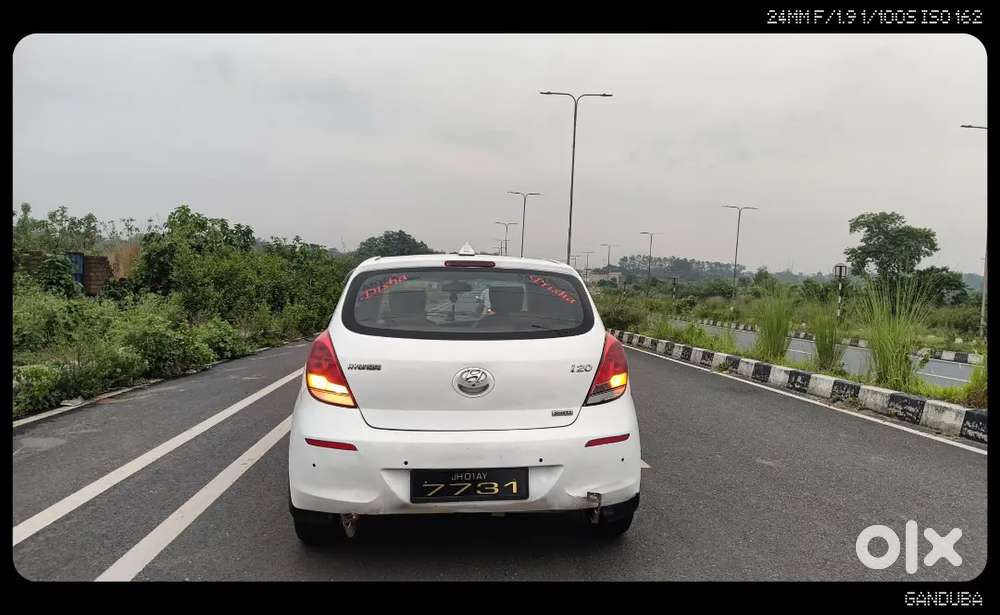 Hyundai New I20 1.2 2013 Car  Is Best Cundisn Car Me Koi Kam Kharcha