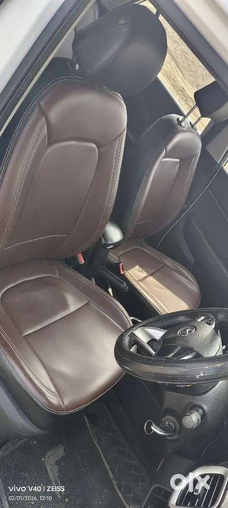 Hyundai Venue 2021 Petrol 88000 Km Driven Very Good Full Original