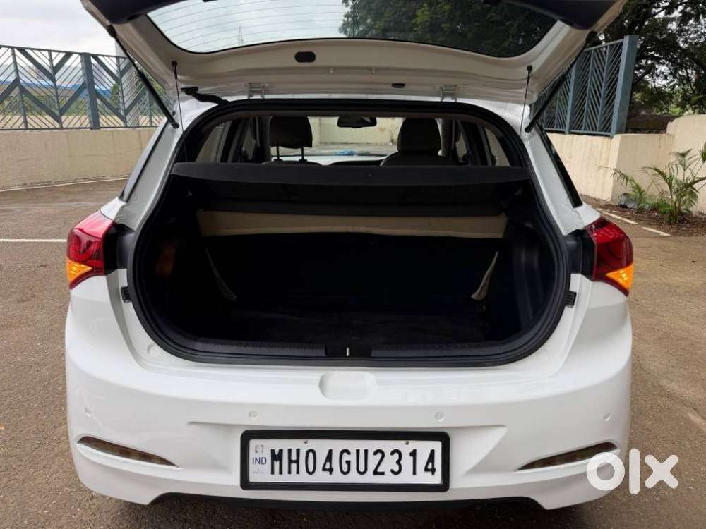 Hyundai Elite I20 Sportz (o) 1.2, 2015, Petrol