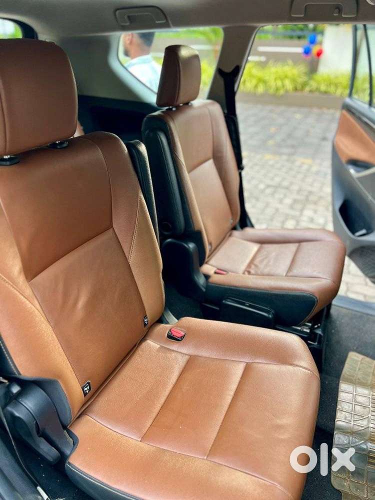 Toyota Innova Crysta 2.8z Automatic, 2019, Diesel