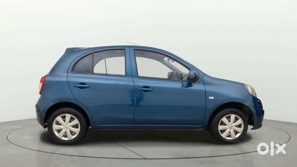 Nissan Micra Active Xv, 2015, Petrol