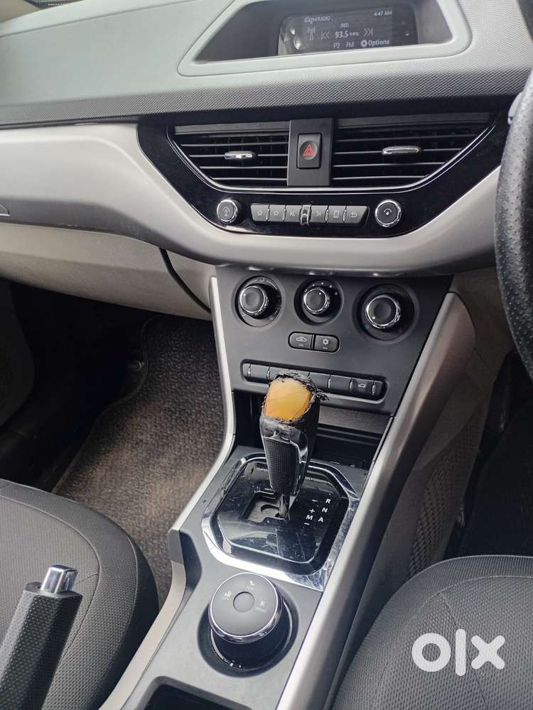 Tata Nexon 1.2 Revotron Xma Amt (s), 2019, Petrol