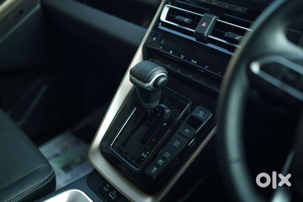 Maruti Suzuki Invicto Alpha Plus 7str, 2024, Electric