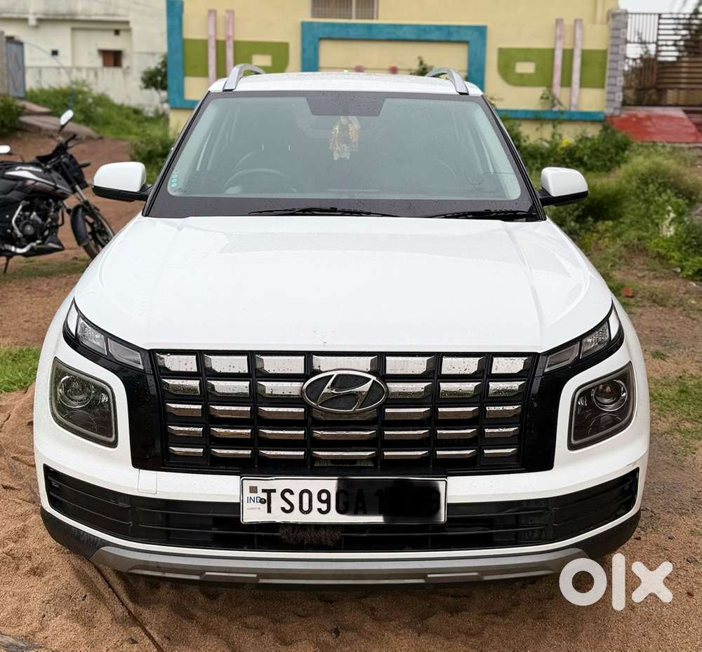 Hyundai Venue 2023 Diesel Car