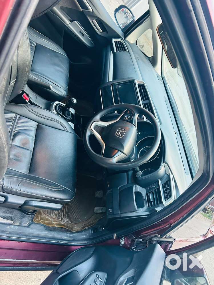 Honda Br-v Style Edition Vx, 2017, Petrol