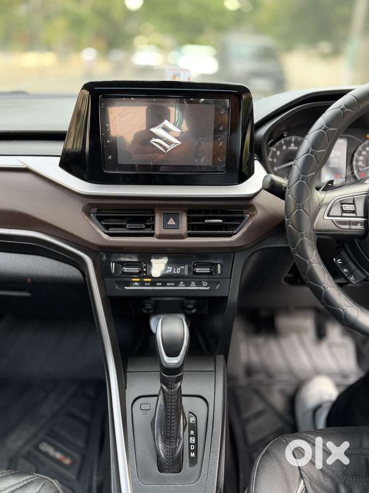 Maruti Suzuki Brezza 1.5 Zxi At Smart Hybrid, 2025, Petrol