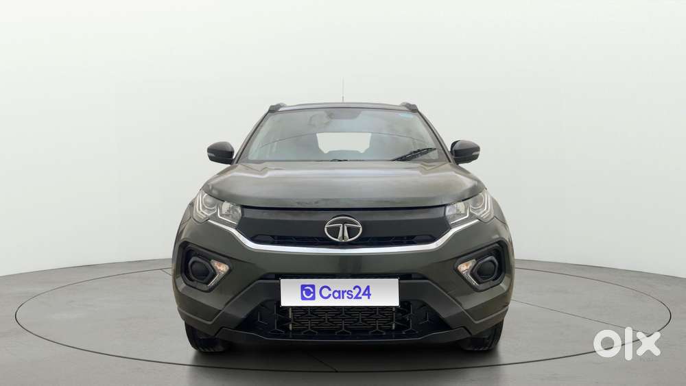 Tata Nexon 1.5 Revotorq Xma Amt (s), 2023, Petrol