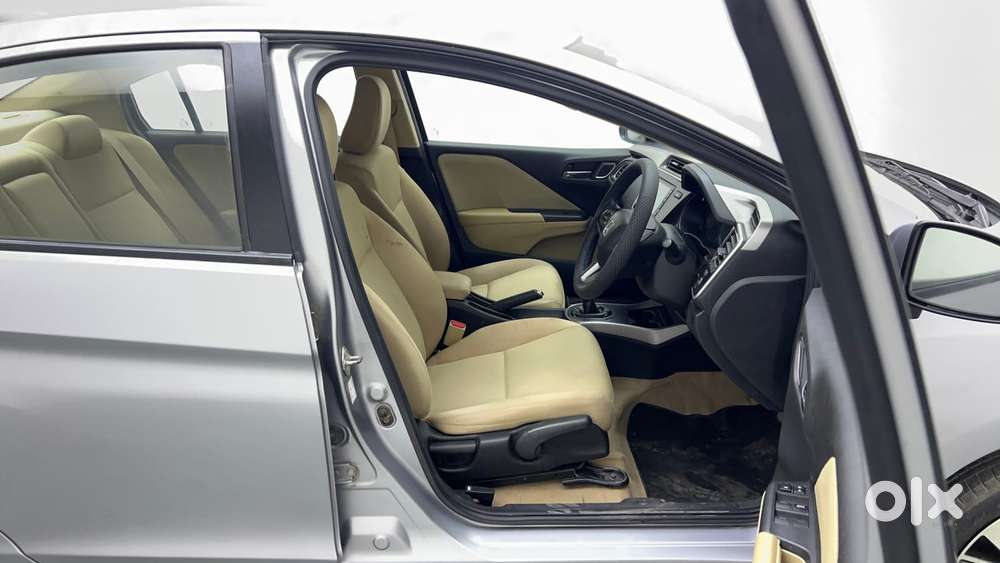Honda City 1.5 V 4th Gen I-vtec Mt, 2022, Petrol